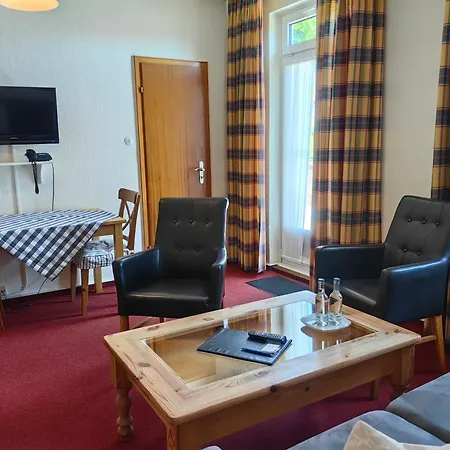 Hotel Landhaus Apartments Hotel 3*
